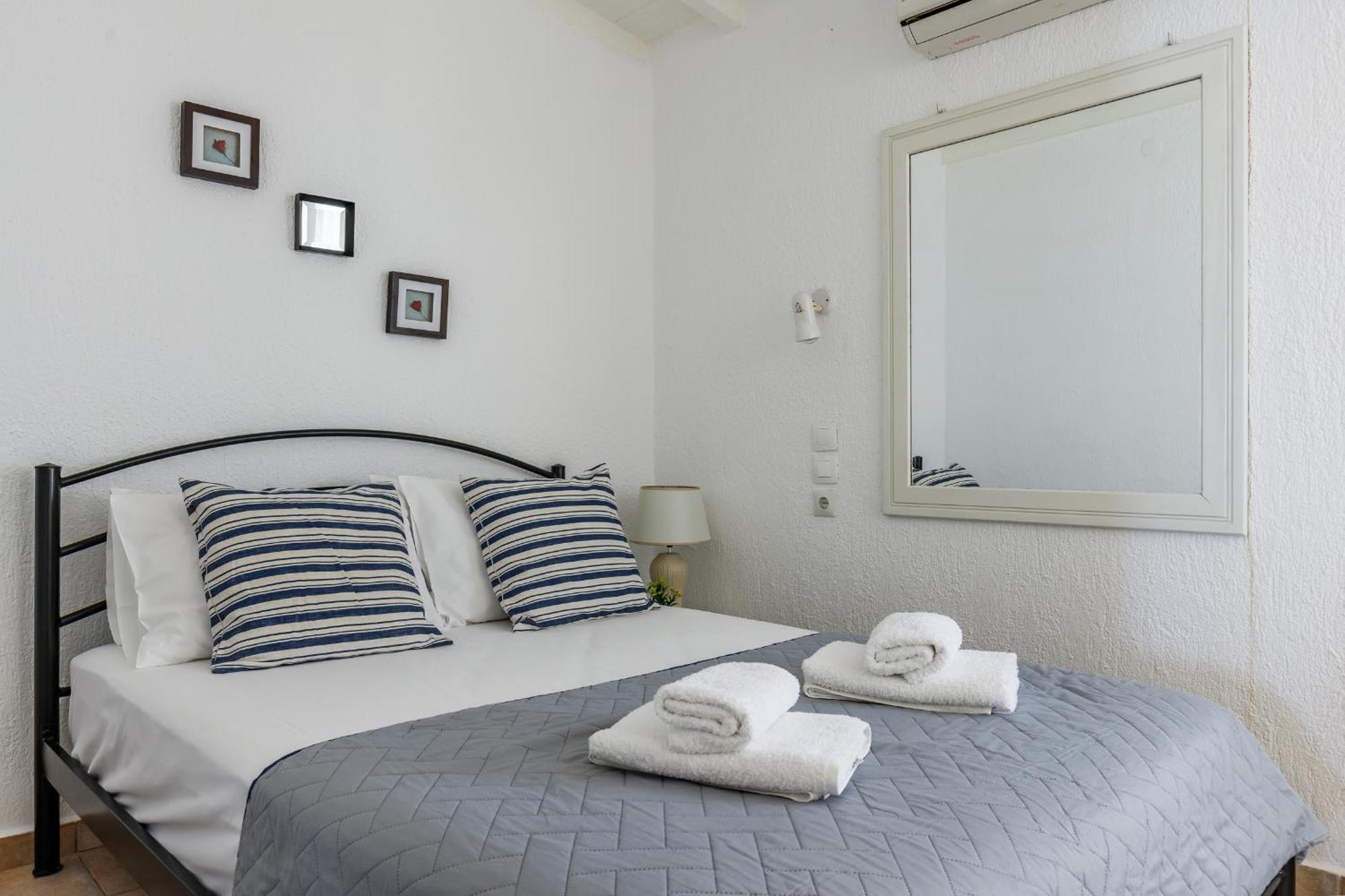 Nerissa Cottage - Skopelos Glossa Atheato Extérieur photo
